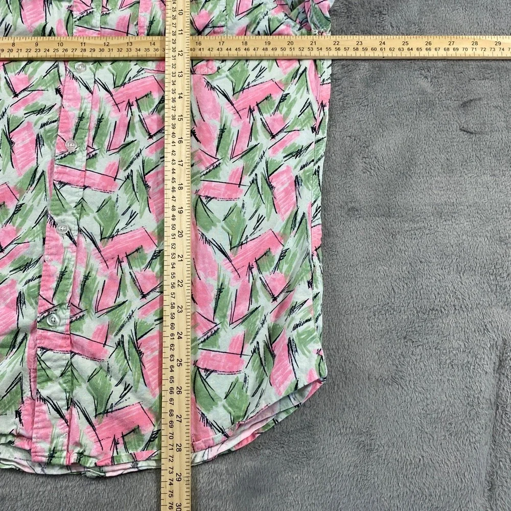 Stranger Things Netflix Button Down Men LG Pink Hopper Shirt 80s Retro Geek Nerd - Picture 6 of 9